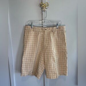 Tommy Bahama Mens Size 33 Orange Plaid Flat Front Casual Shorts Linen / Silk